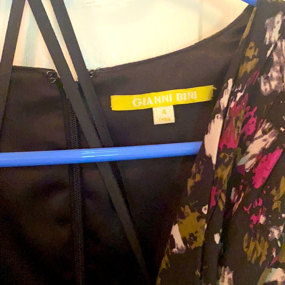 Gianni Bono, sleeveless